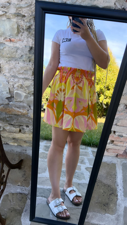 Short skirt flowers